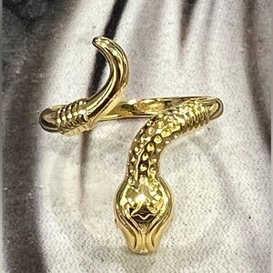 Gold adjustable snake ring